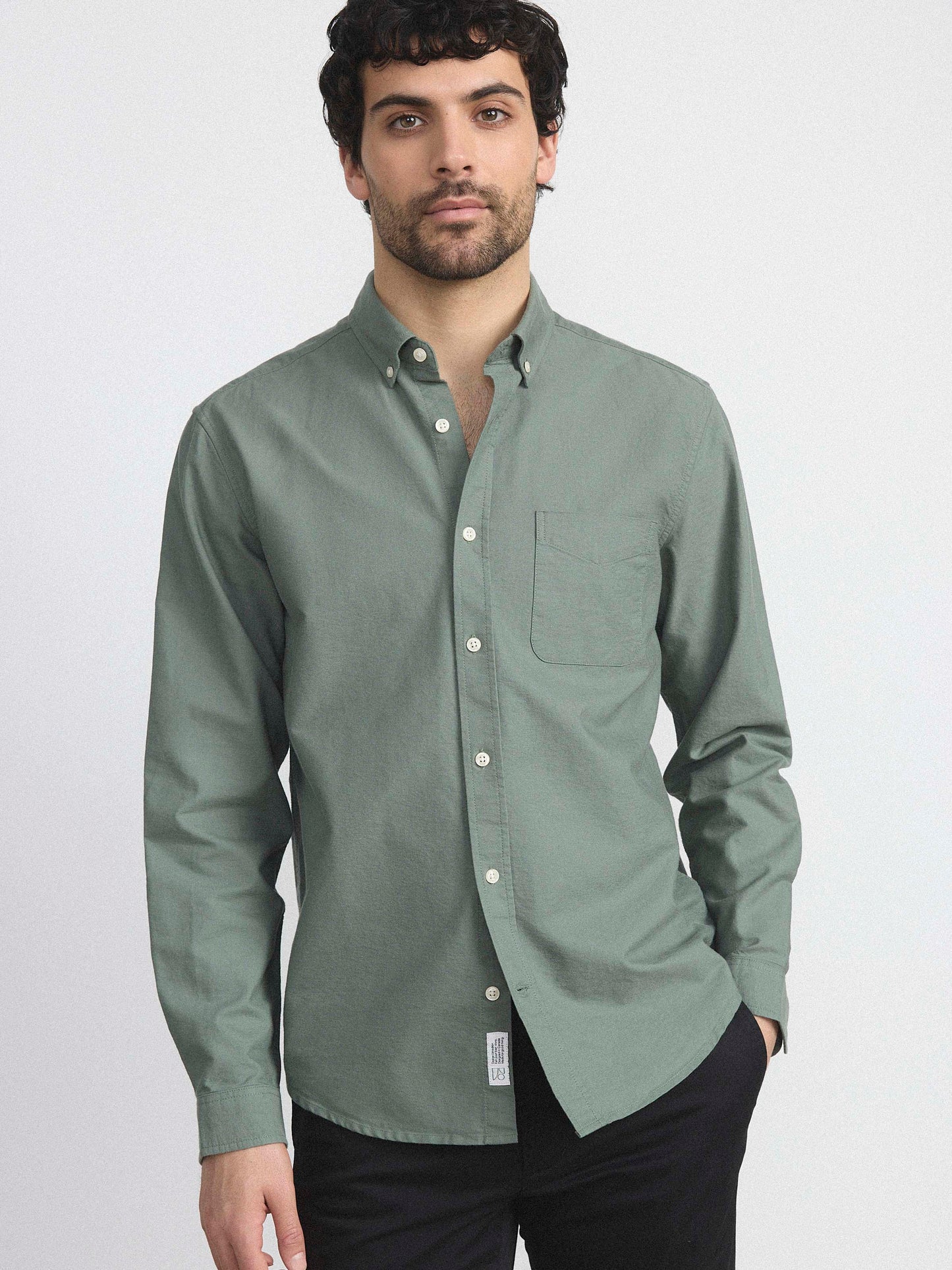 The Jasper Oxford Shirt in Laurel Green