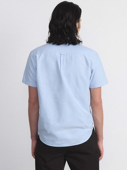 The Jasper Short Sleeve Oxford Shirt in Medium Blue