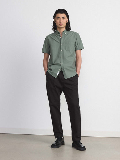 The Jasper Short Sleeve Oxford Shirt in Laurel Green