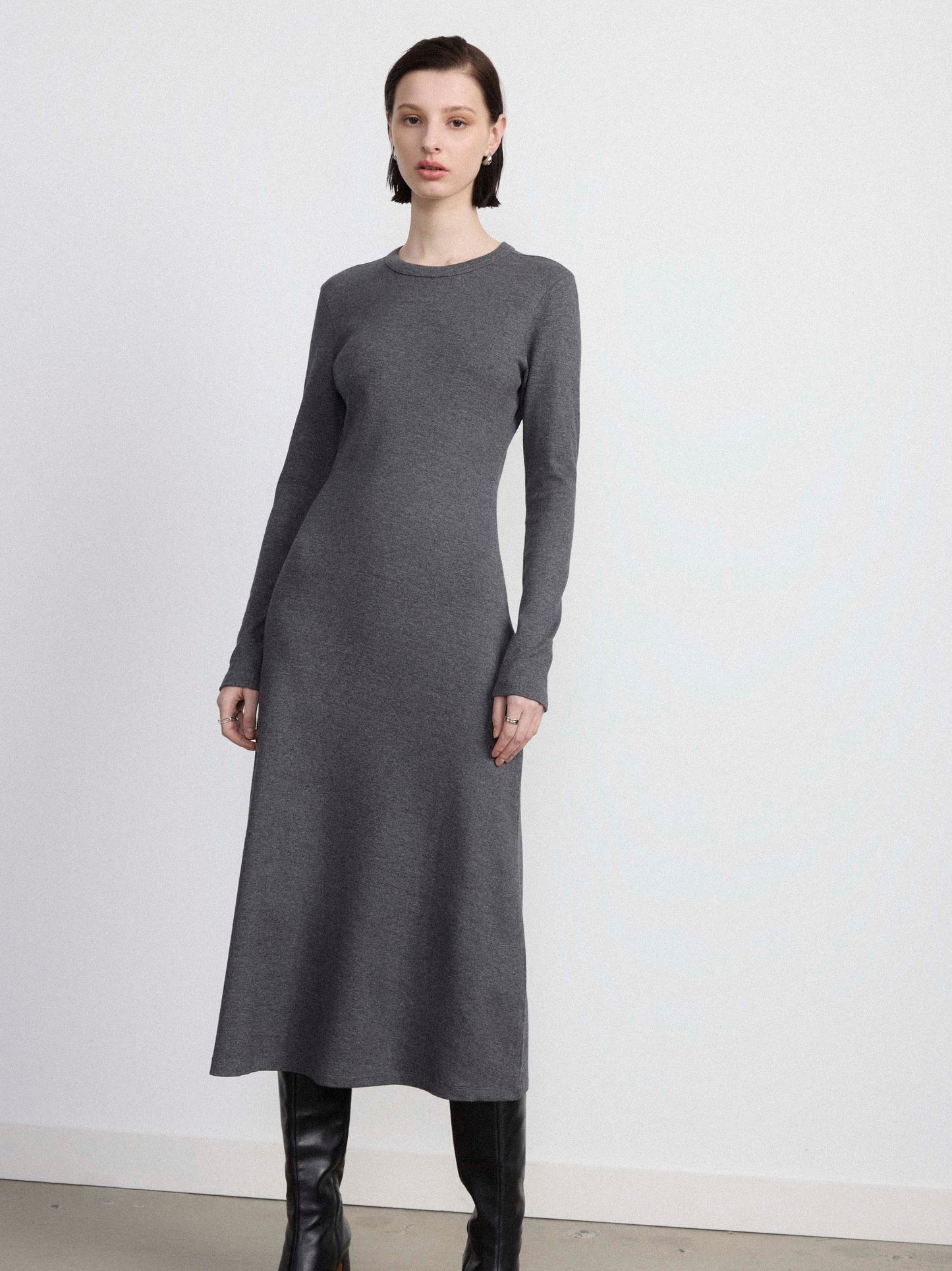 The Ribbed Maxi Dress in Cool Grey